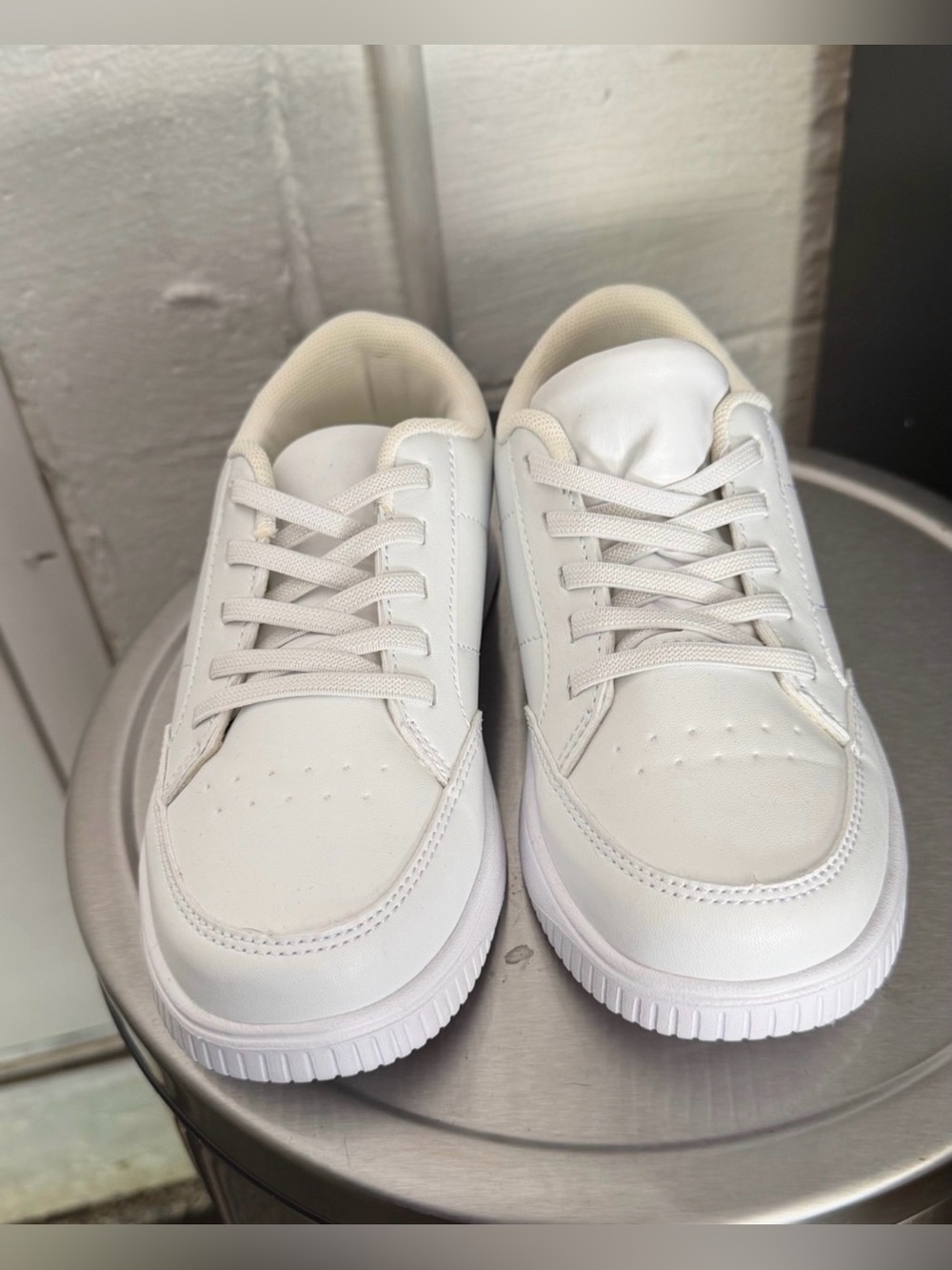 Classic White Kid’s Low-Top Sneakers